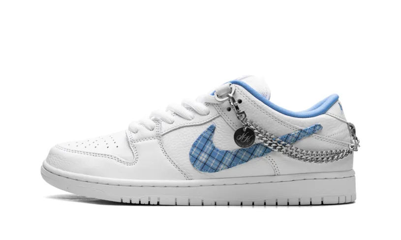 SB Dunk Low 'Nicole Hause'